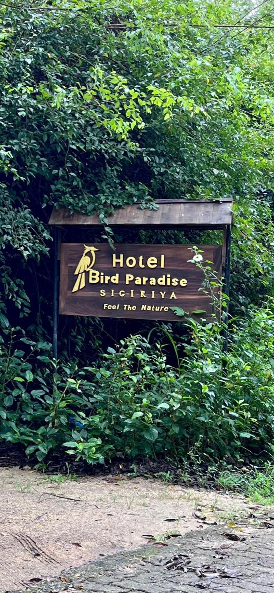 Hotel Bird Paradise Sigiriya Bagian luar foto